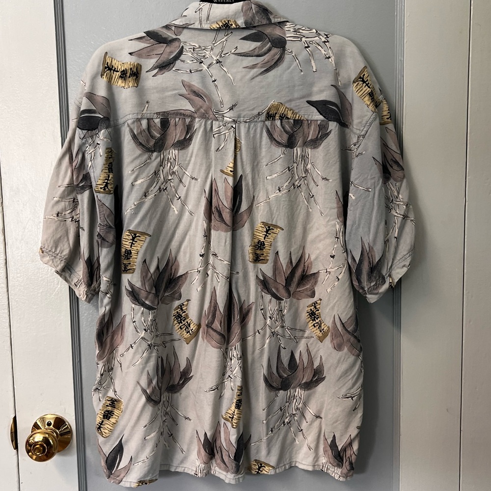 Aloha Shirt - Picture 2 of 4